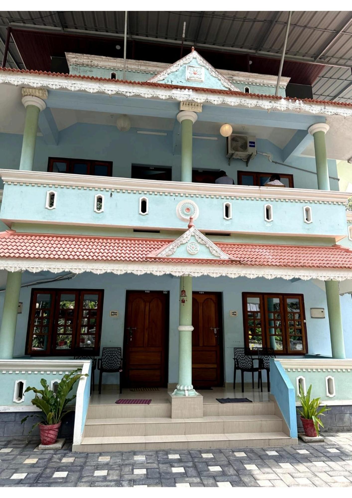 Homestay S
