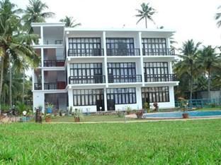 Resort True Blue 2*