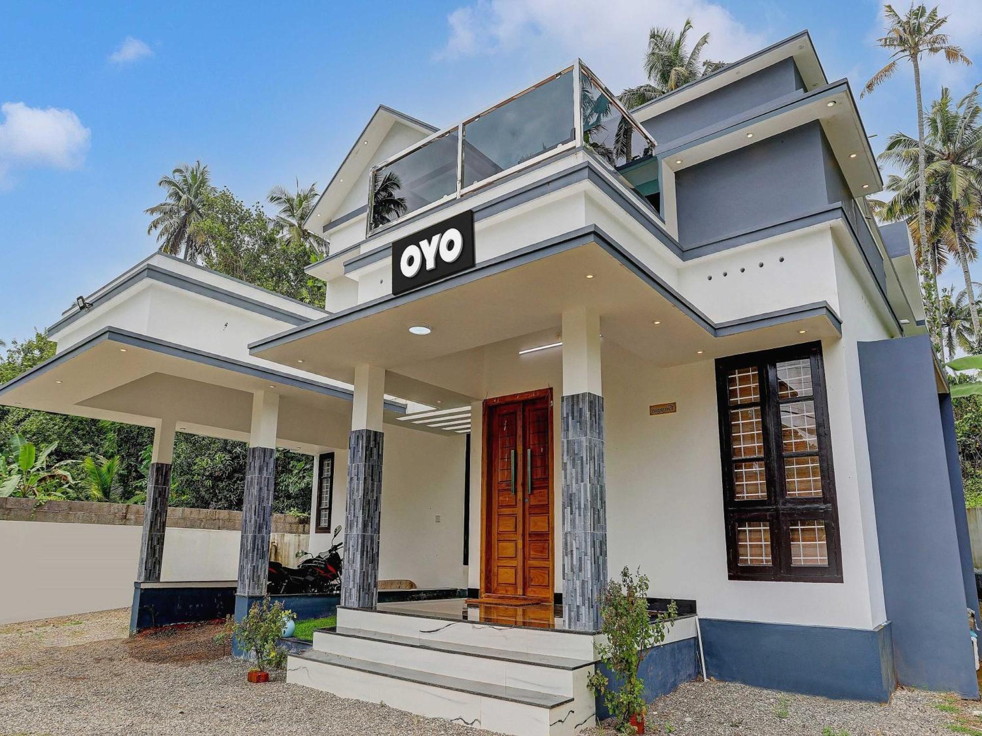 O Sivananda 4*