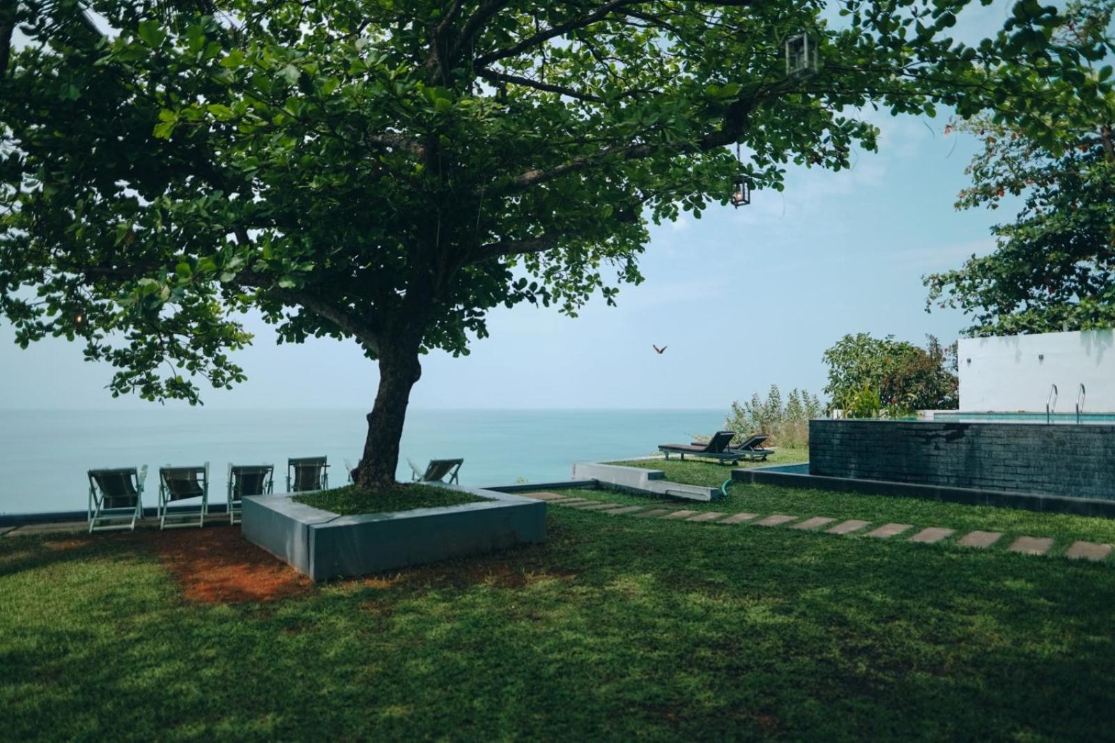 Cliff Stories Resort 3*