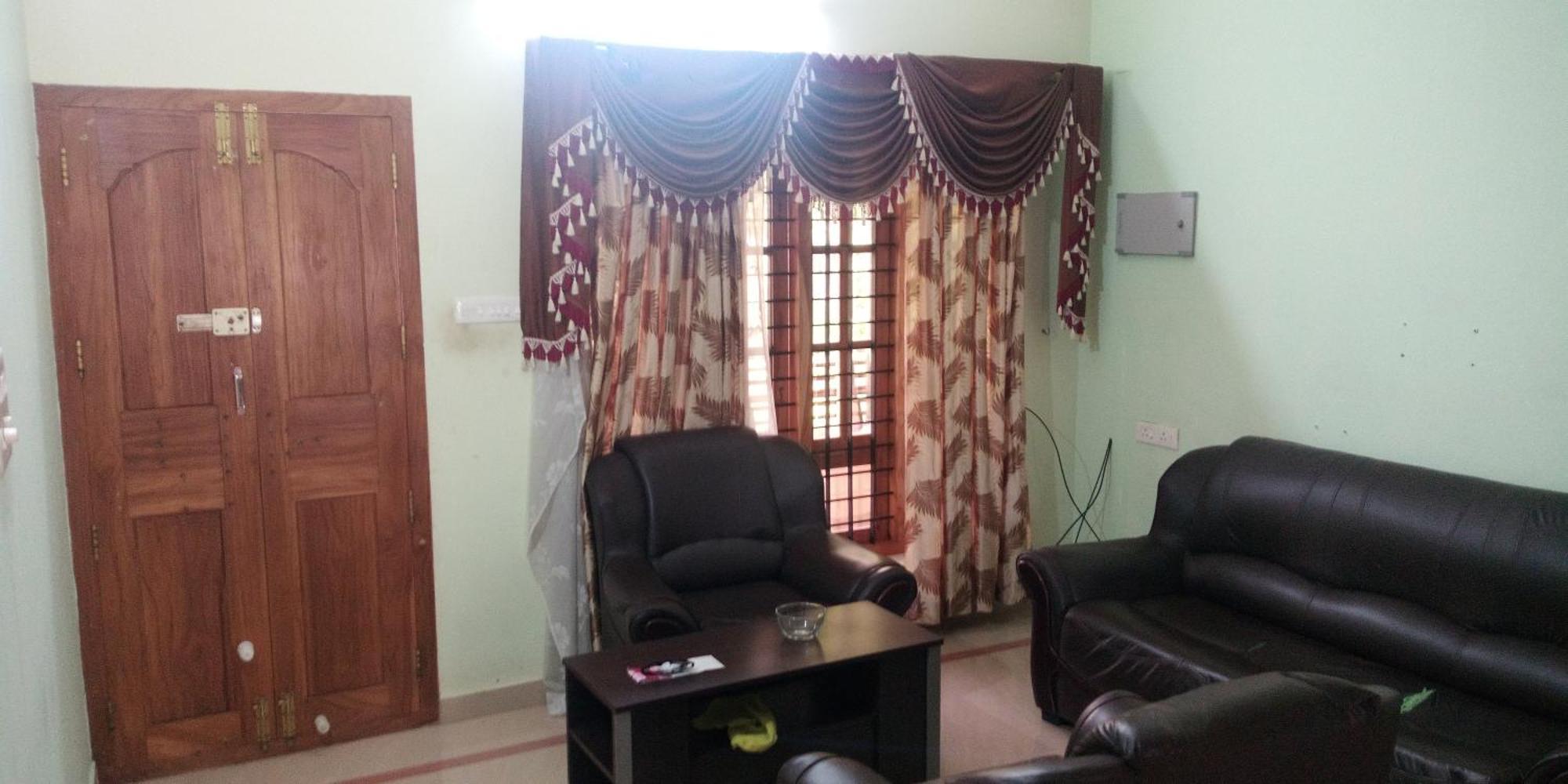 Homestay Shanti *