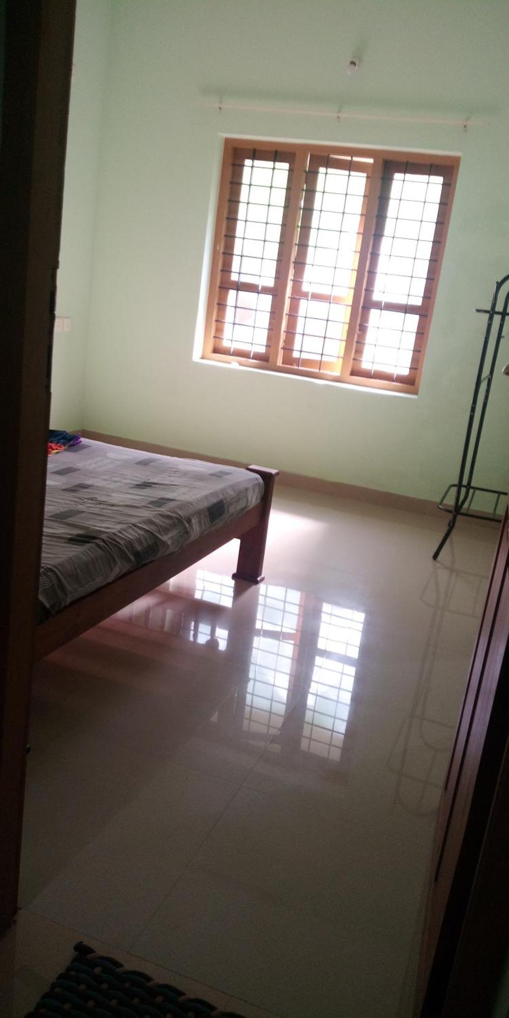 Homestay Shanti *