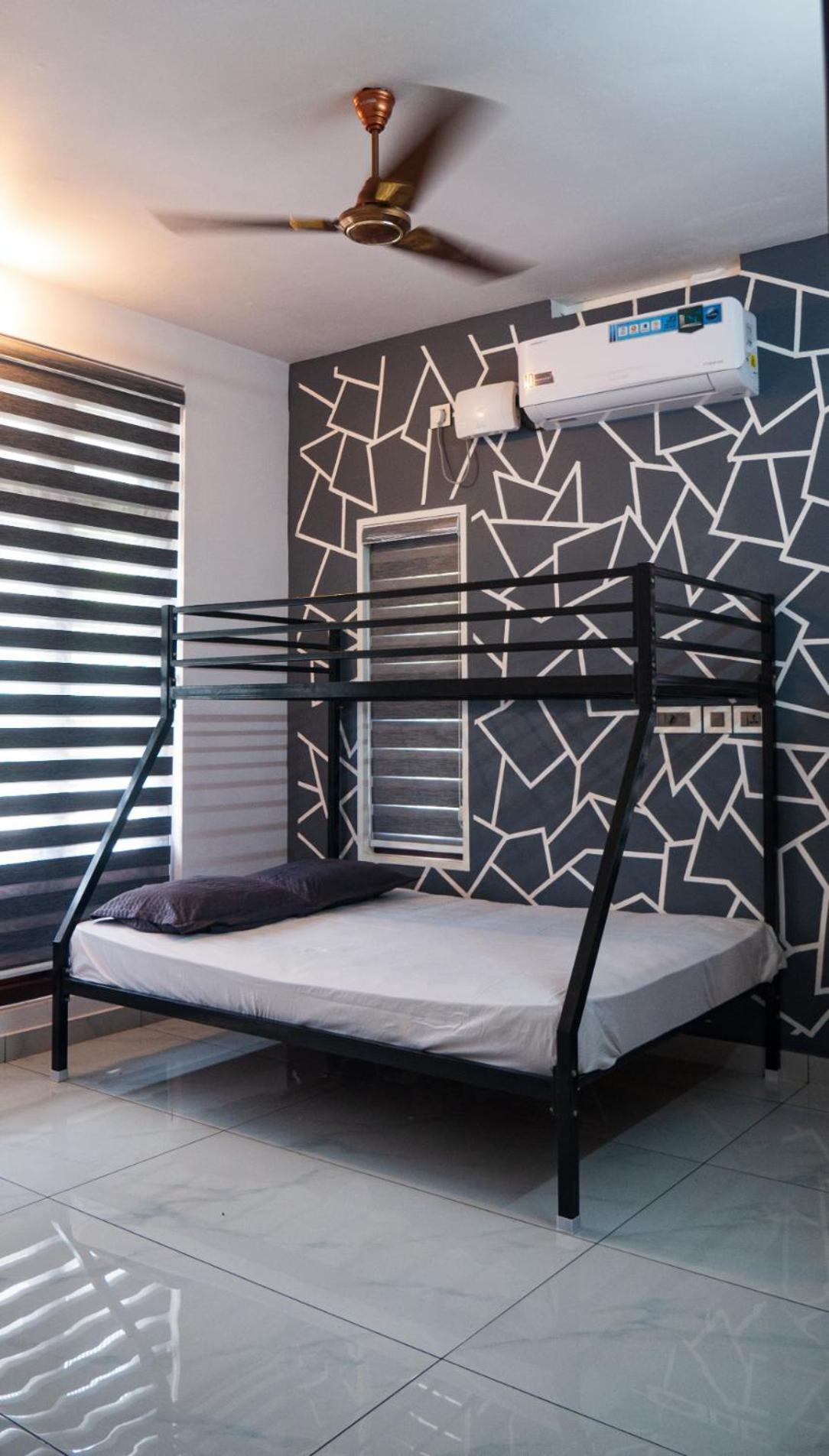 Life Homestay