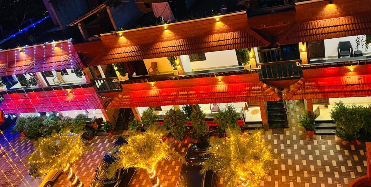 Aaronic Varkala