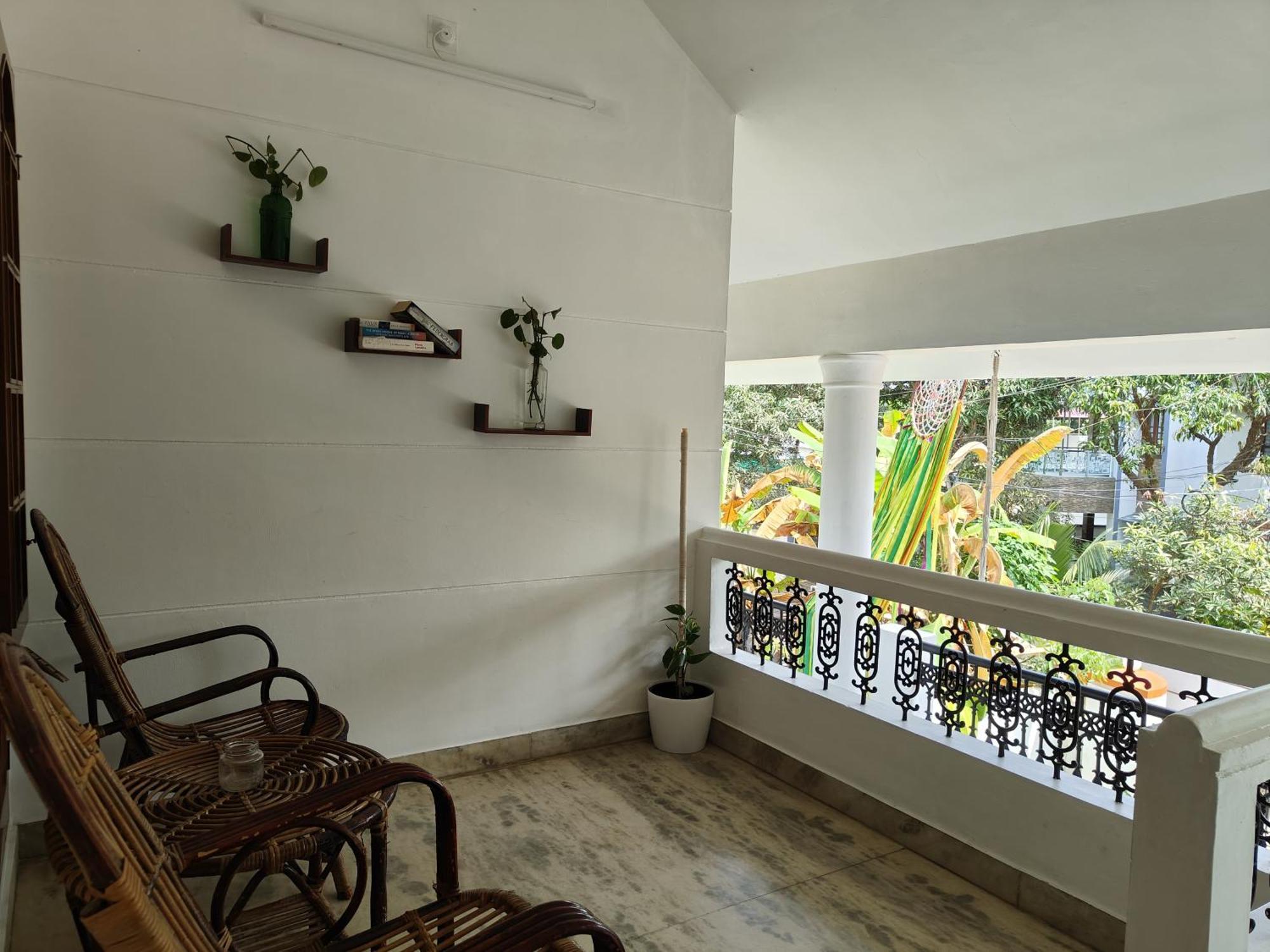 Homestay Shamak *