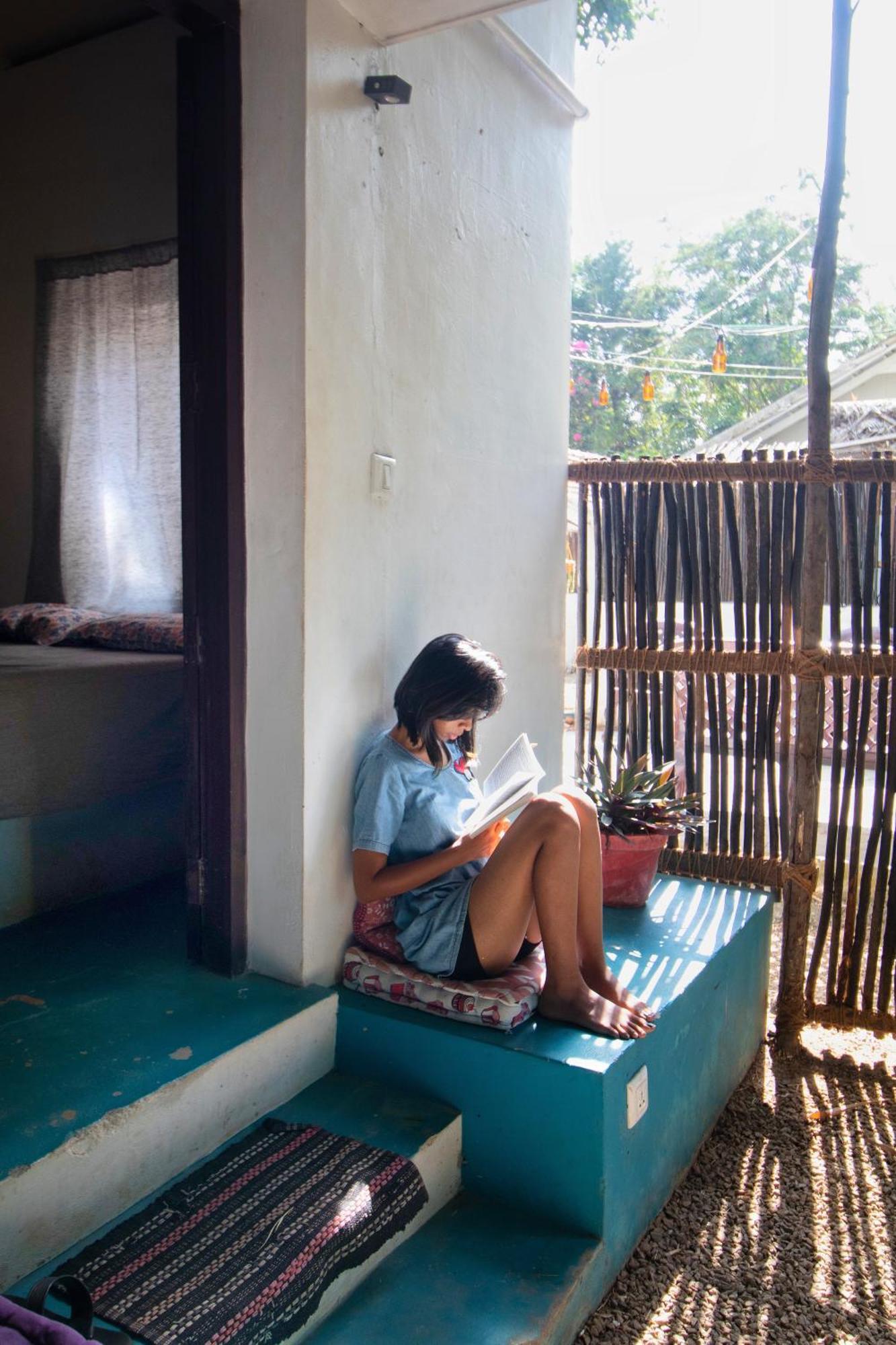 Calaila Hostel *