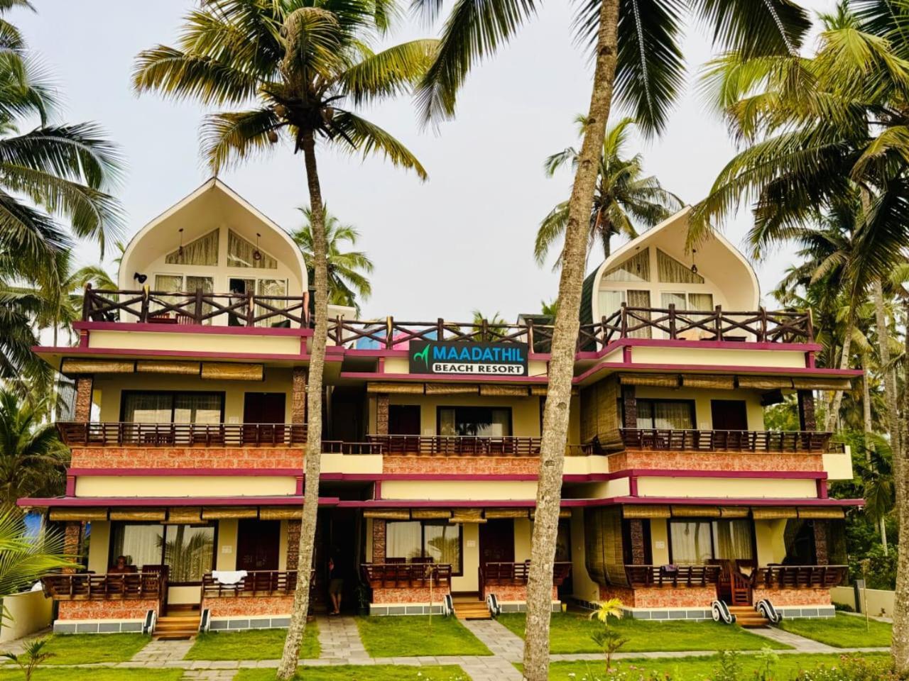 Hotel Maadathil Varkala