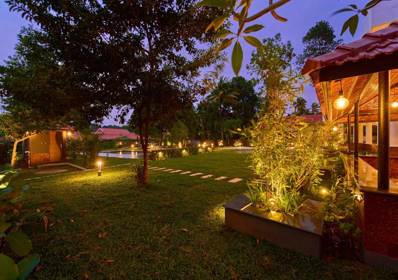 Hotel Voye Homes Signature Pool , Just 950 M From Cliff And 3*