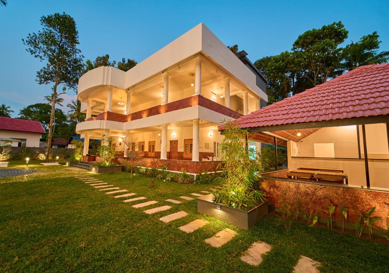 Voye Homes Signature Pool , Just 950 M From Cliff And Varkala