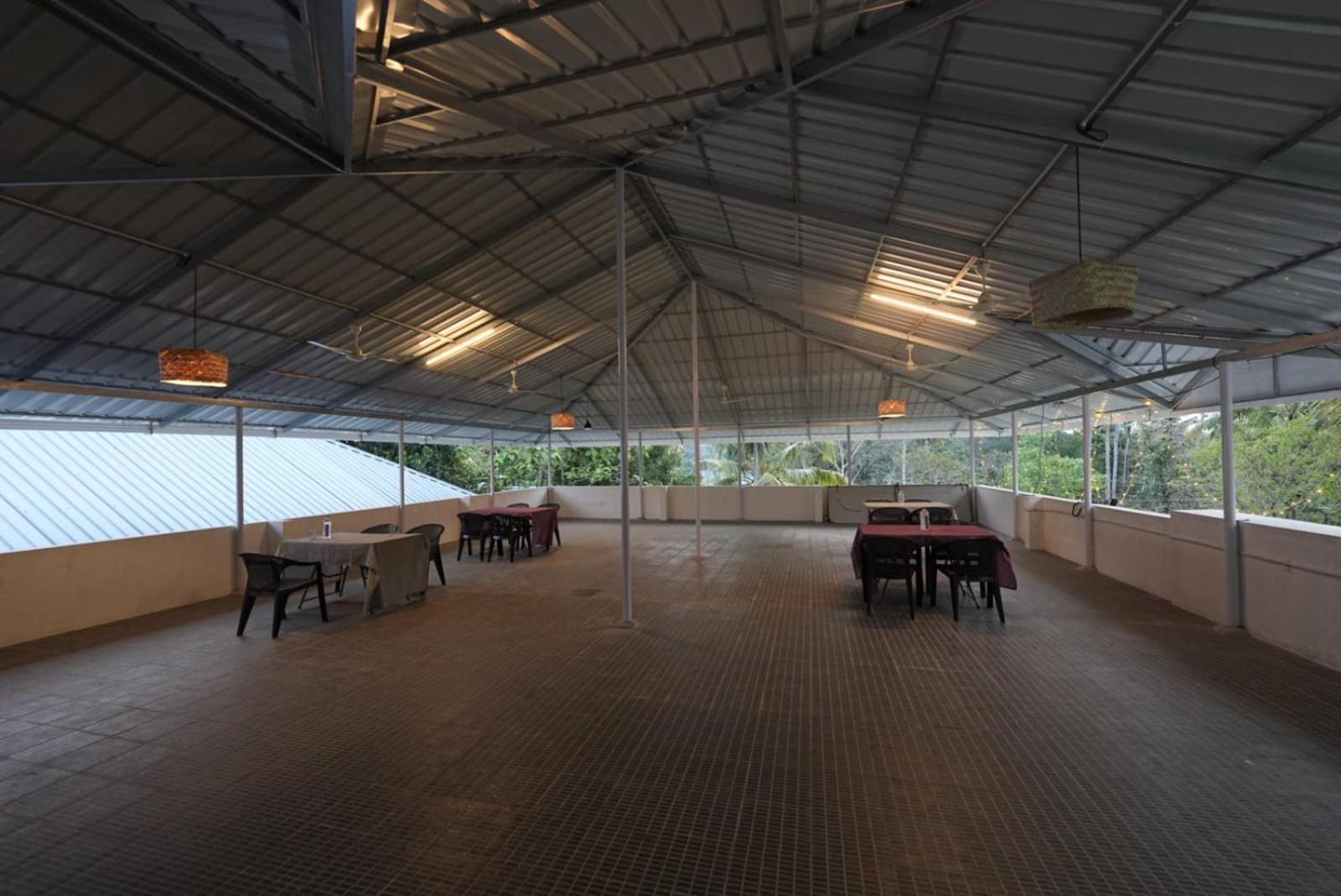 Mantraa Bed & Breakfast *