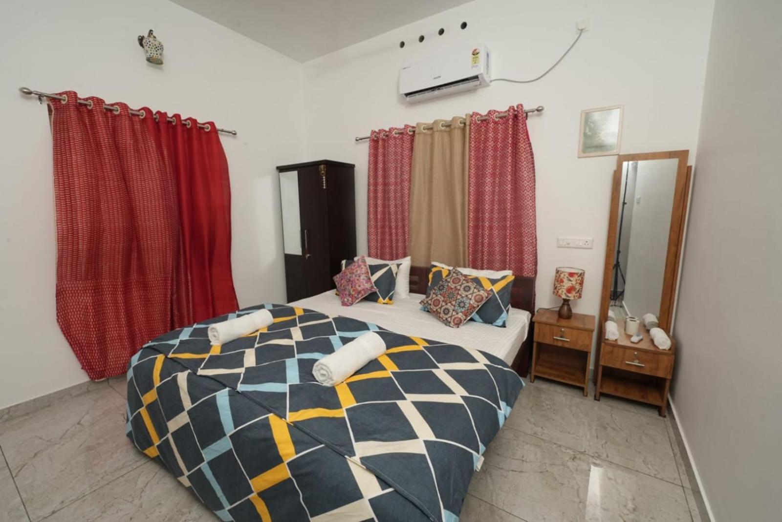 Mantraa Bed & Breakfast *