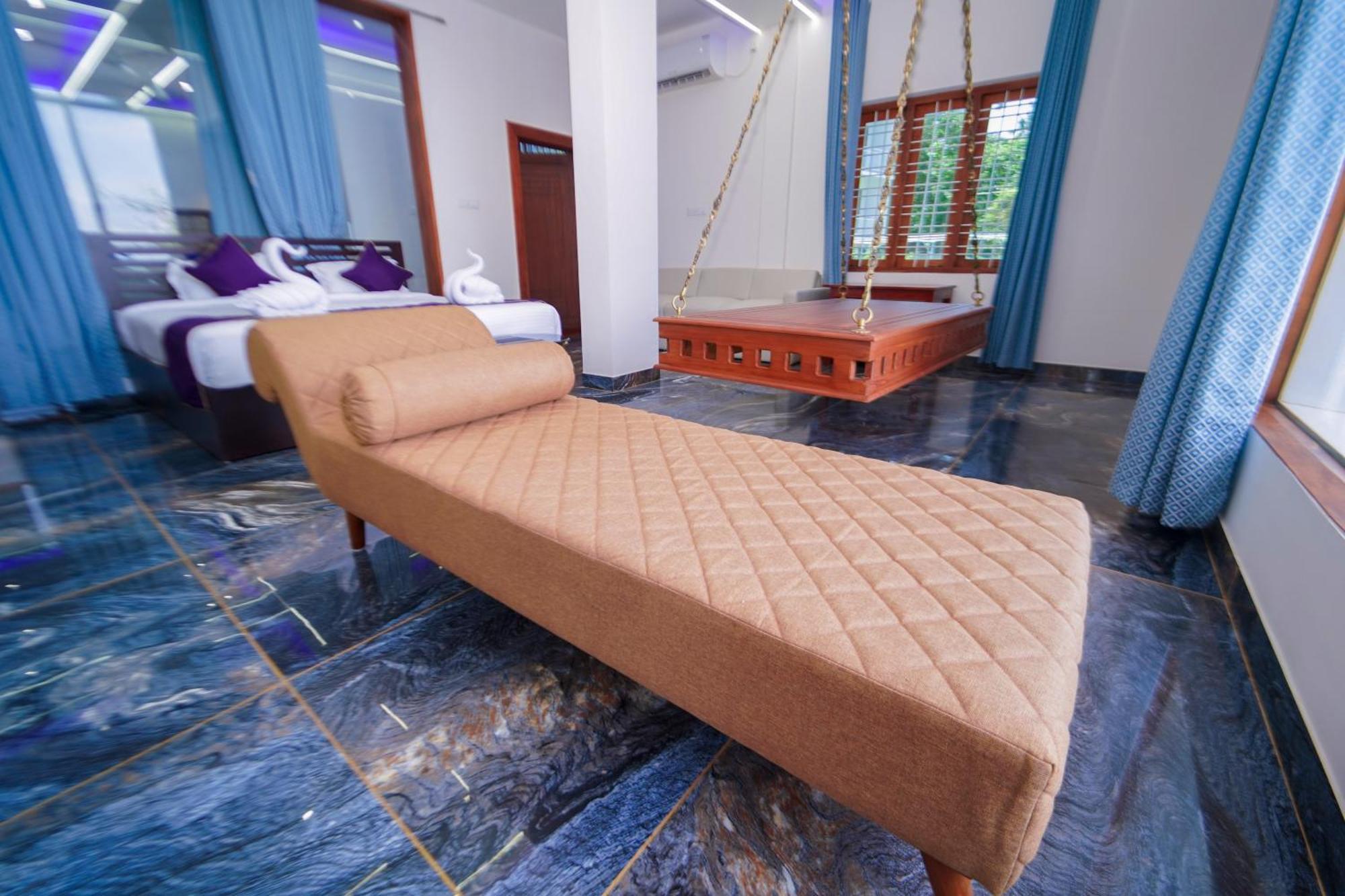 Resort Skylar Seaview & Ayurveda Varkala