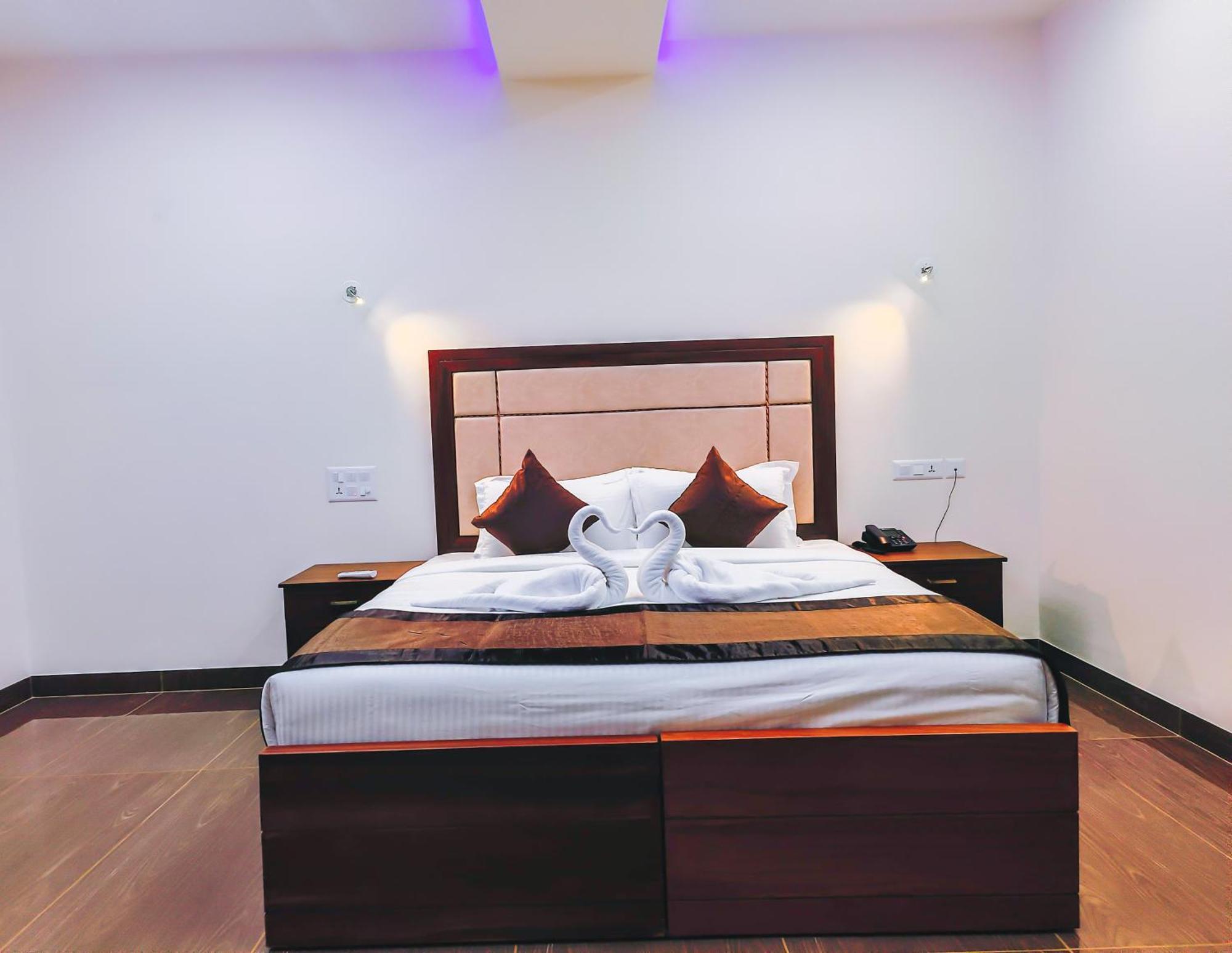 Resort Skylar Seaview & Ayurveda Varkala