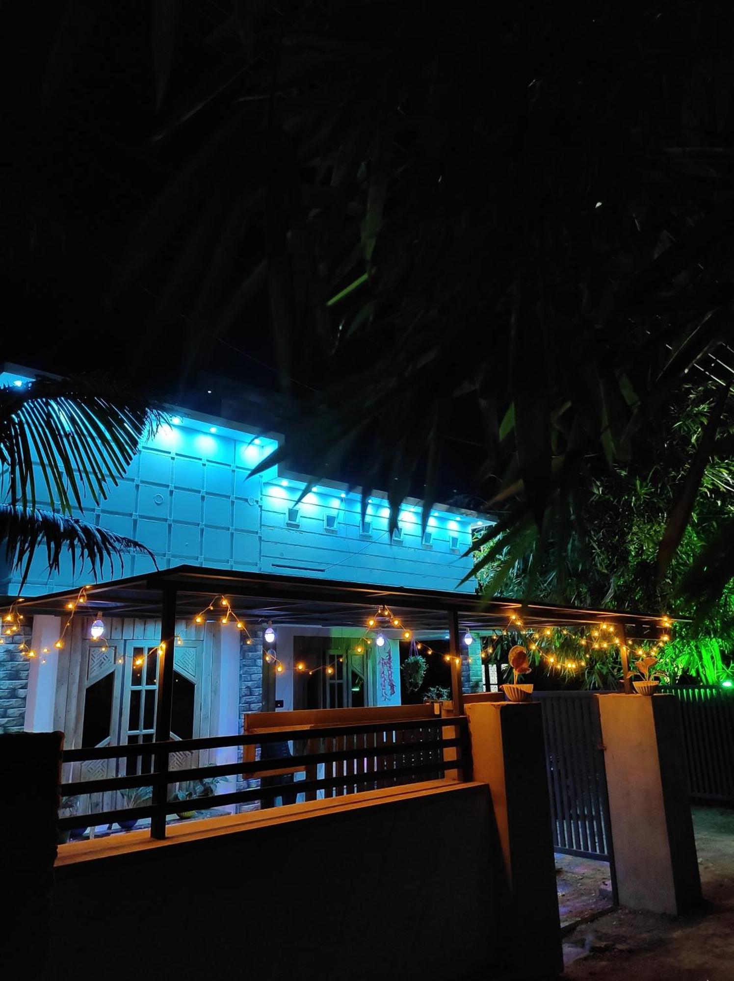Homestay Neelambari *