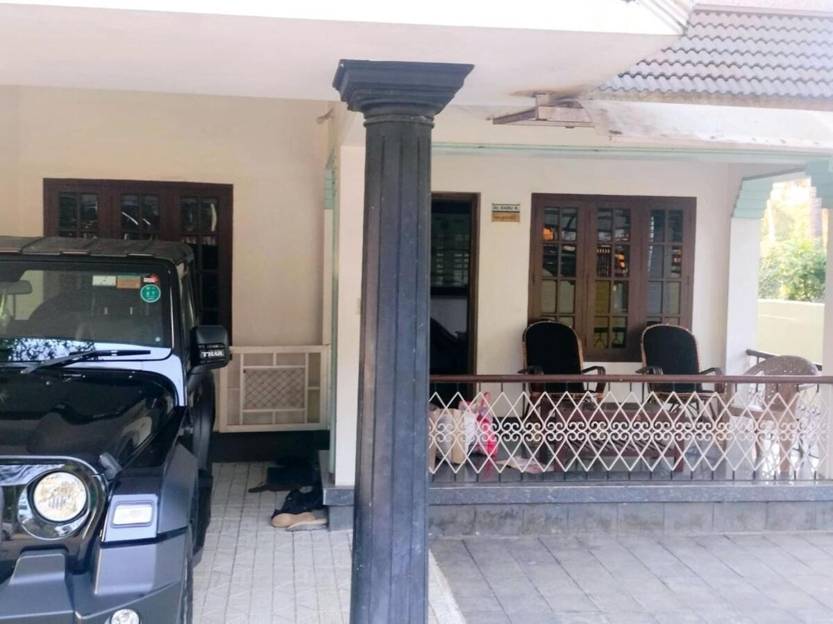 Apartment Swathi,home Near Sivagiri And