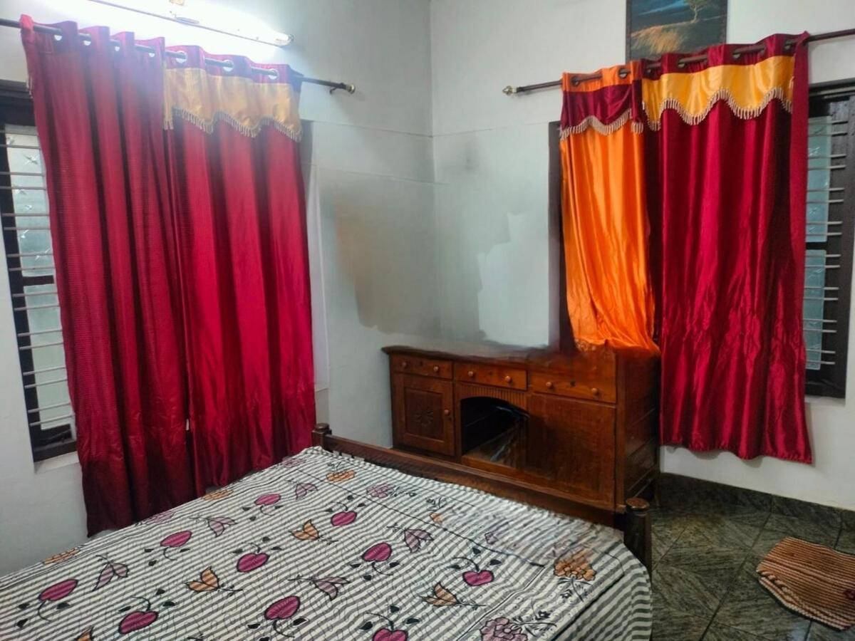 Apartment Swathi,home Near Sivagiri And Varkala