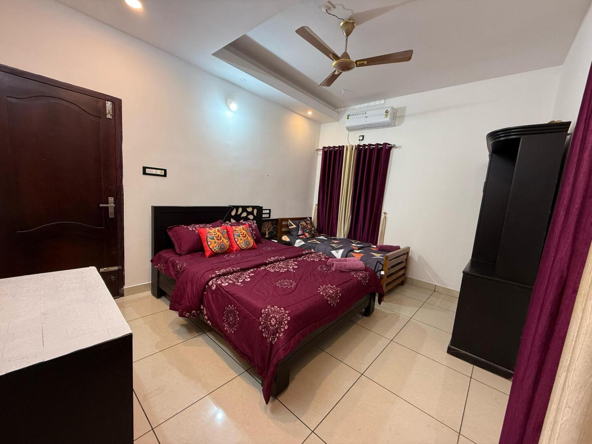 Cliff Niyara Ac Bedrooms Walkable Distance To Beach *