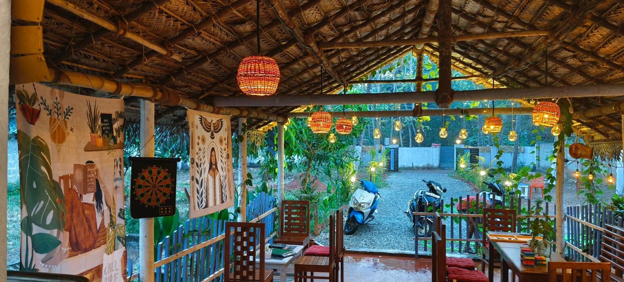 Hide Out Guest house Varkala