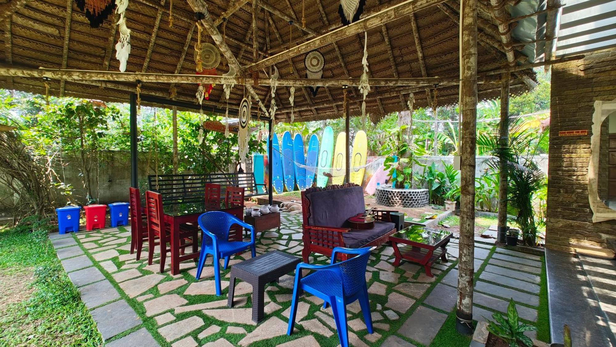 Sky's Surf Hostel