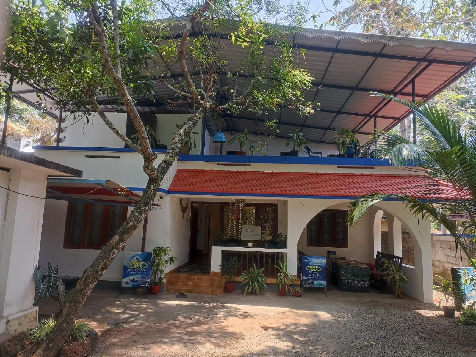 The Lungi Vibe Bed & Breakfast Varkala