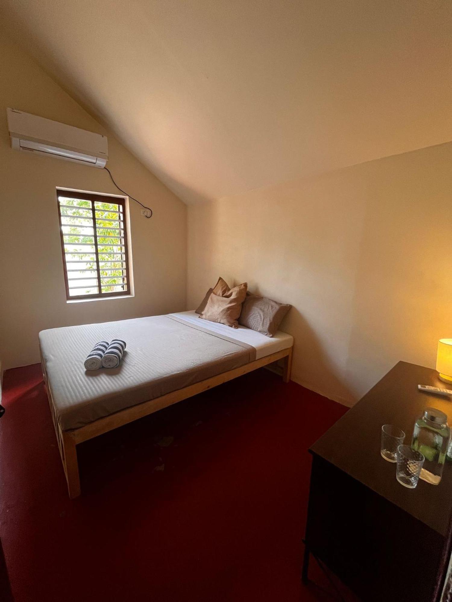Oceany Pool Bed & Breakfast *