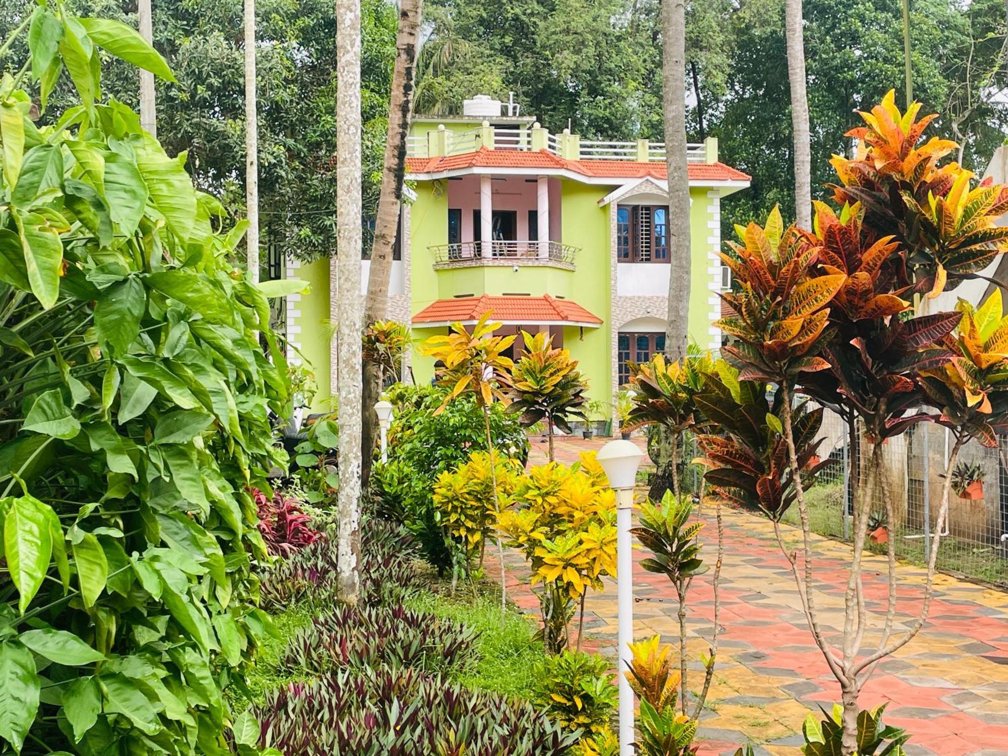 Homestay Sevenstar Residency *