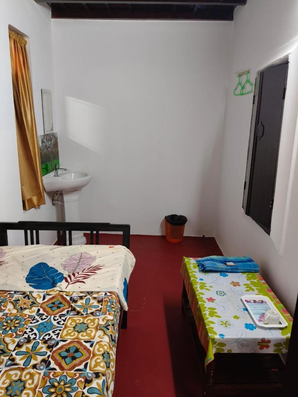 Ud- Vas Varkala