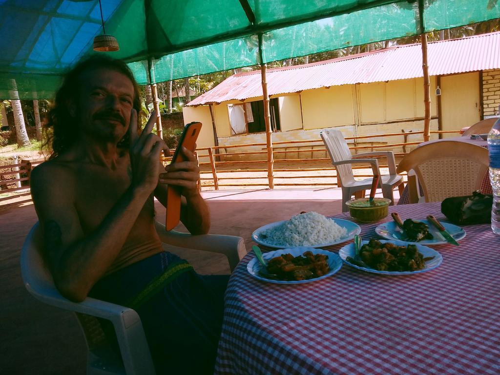 Homestay M R Beach & Varkala
