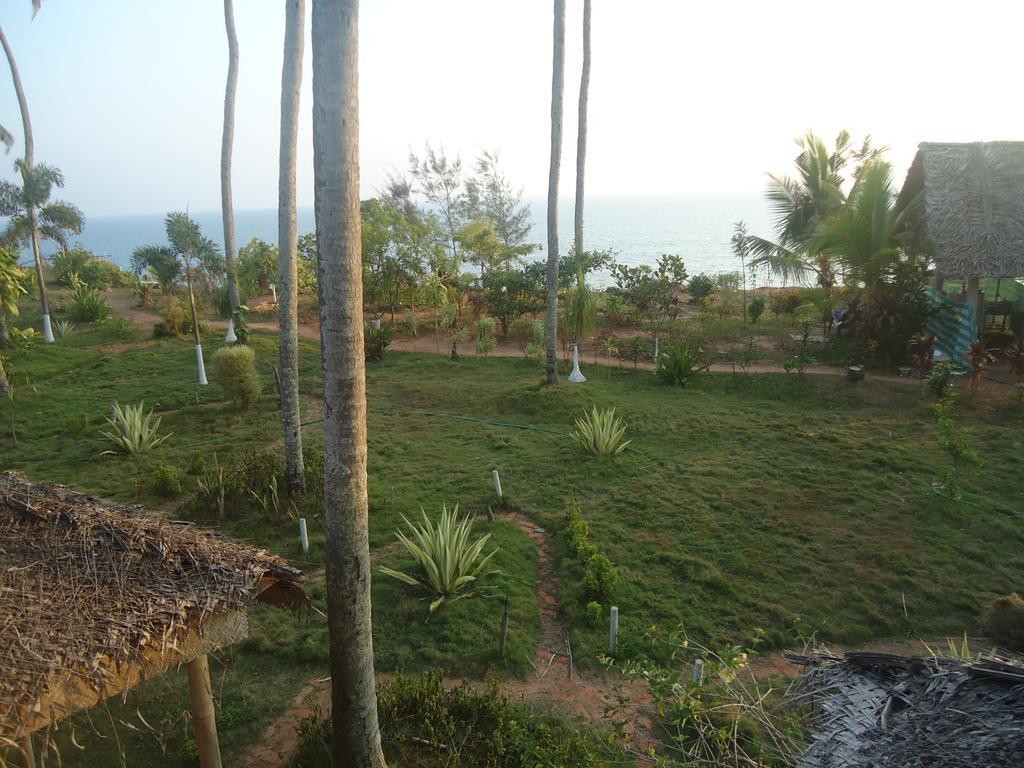 Bamboo Village Bed & Breakfast Varkala