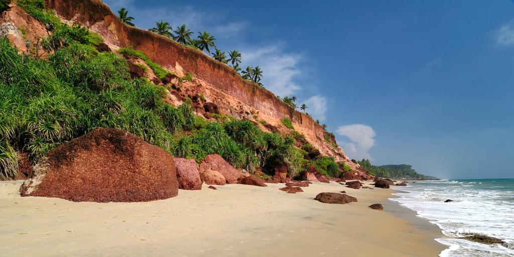 Hotel Athira Gardens Varkala