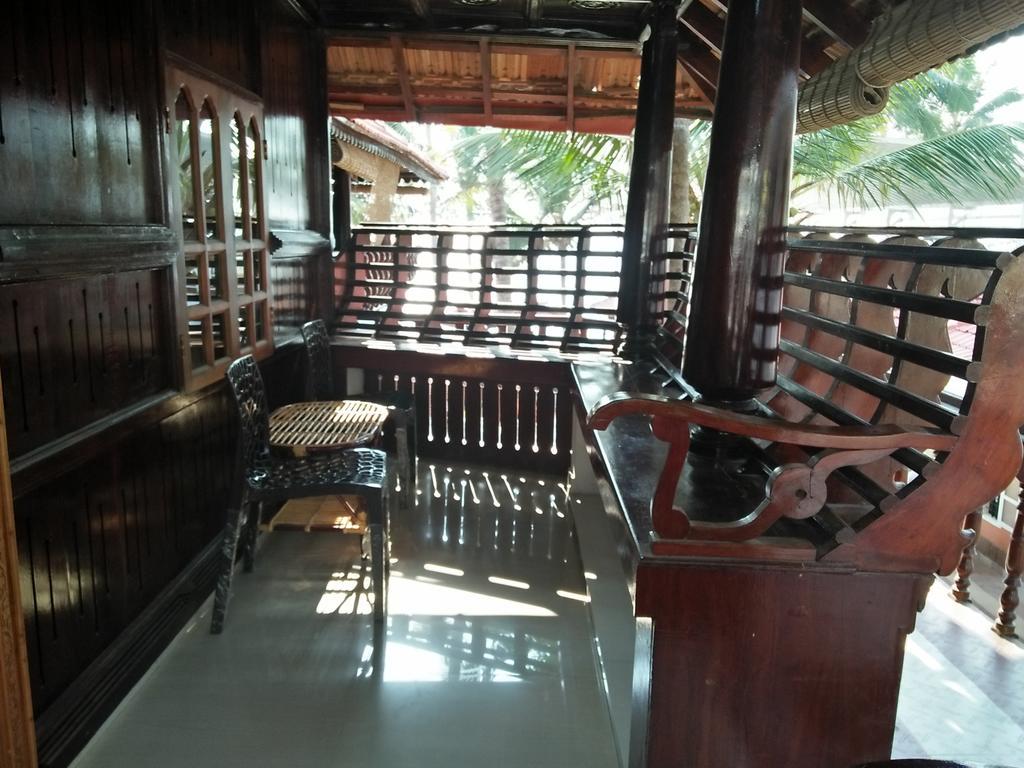 Black Varkala