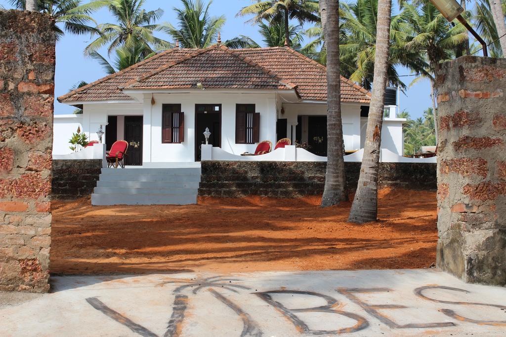 Vibes Beach House Guest house *
