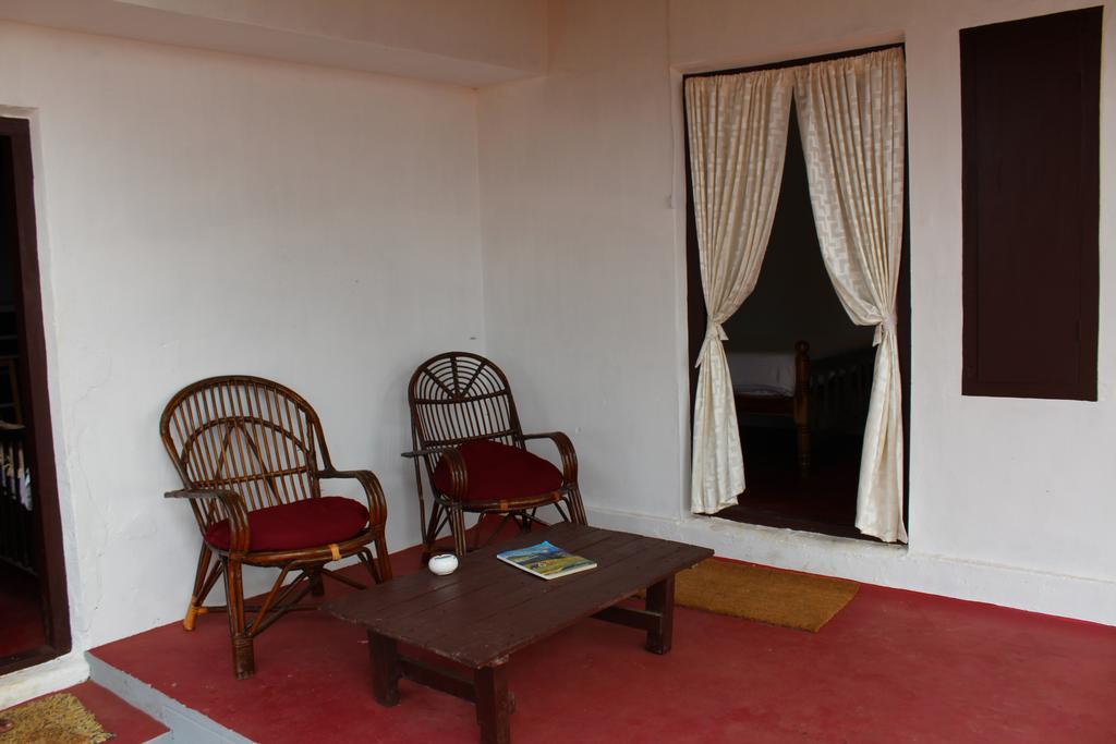 Vibes Beach House Guest house Varkala