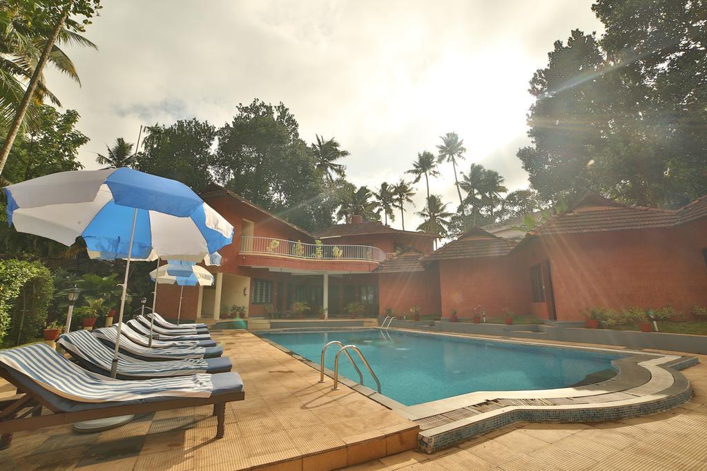 Deshadan Cliff & Resort,varkala 3*