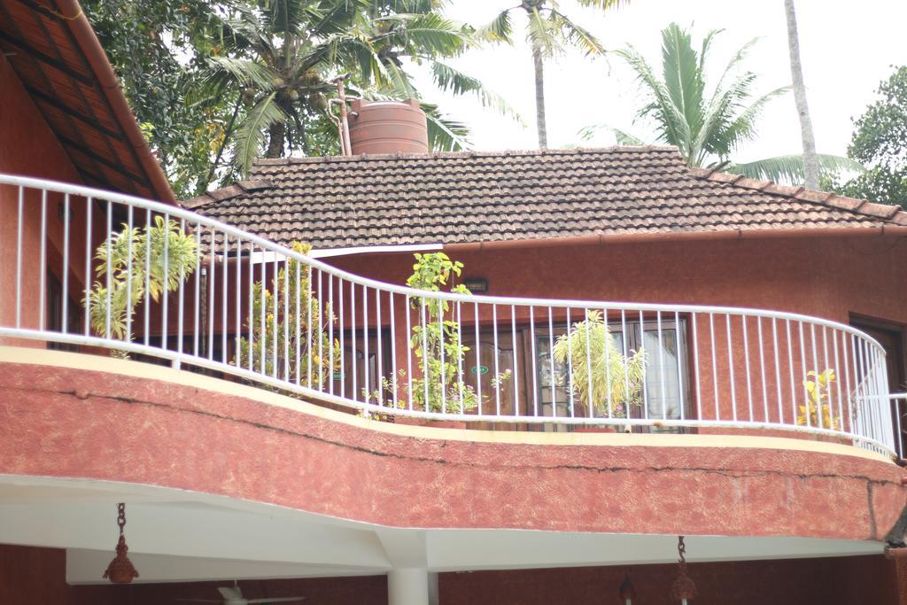 Deshadan Cliff & Resort,varkala 3* Varkala