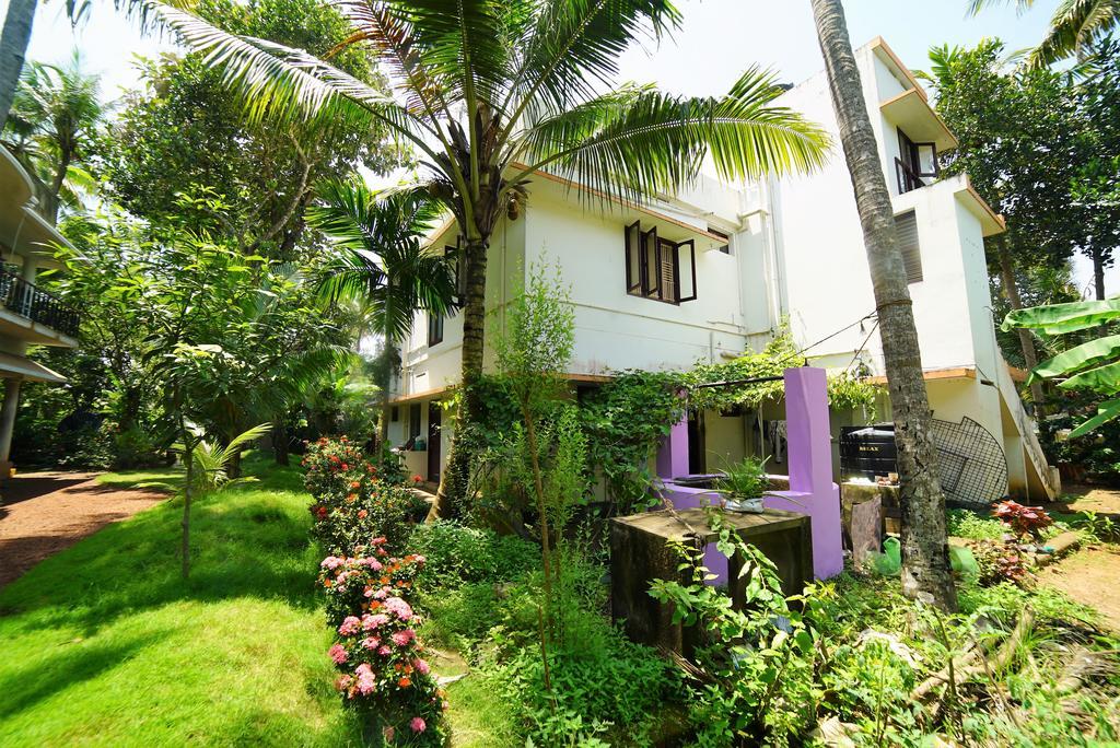 Inn Aryavilla Heritage Varkala