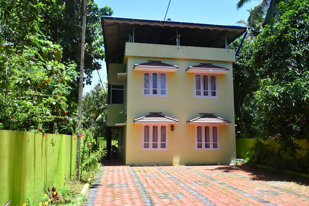 Hotel Athira Gardens