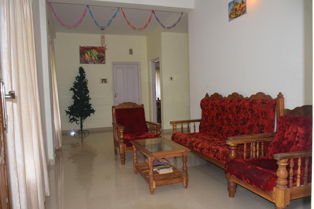 Hotel Athira Gardens Varkala