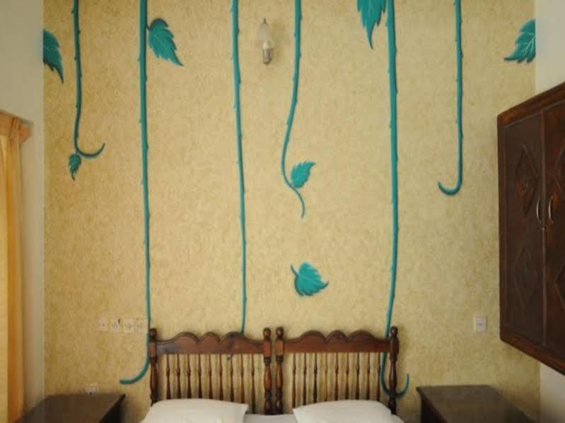 Oceanic Residency Hotel *