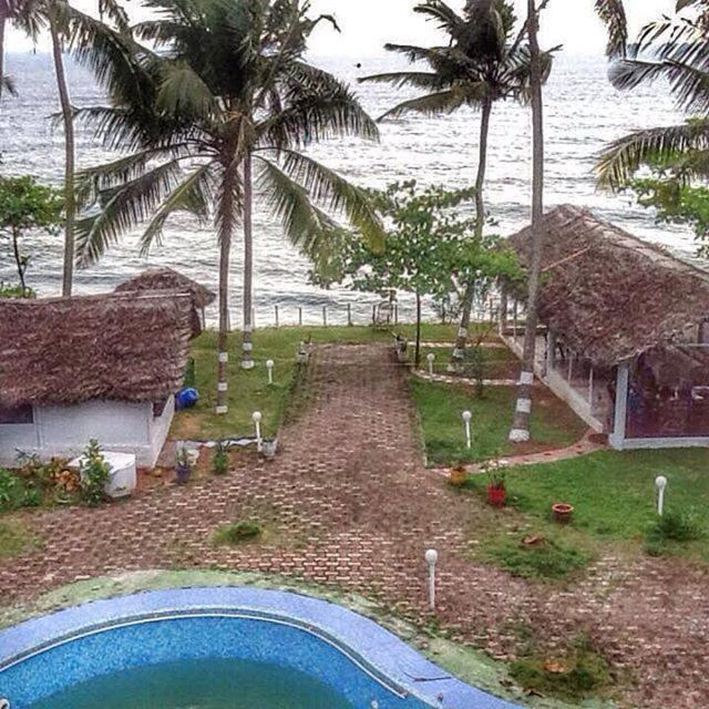 Hotel Adam's Paradise Varkala