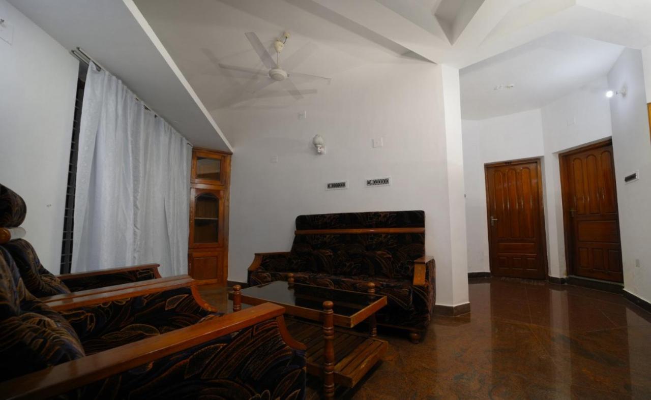Hotel Adam's Paradise Varkala