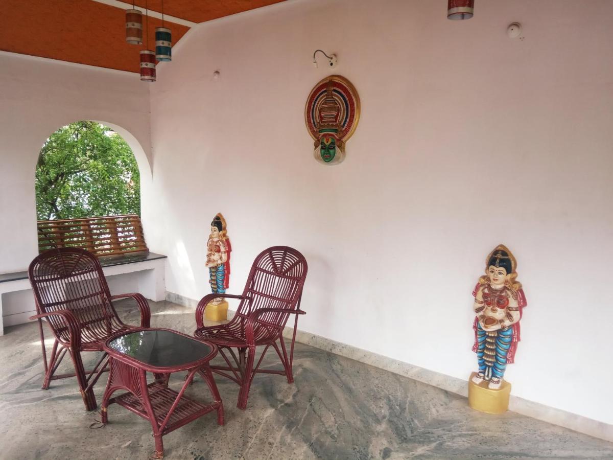 Sopanam Beach Hotel Varkala