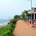 Rainbow Cliff Homestay