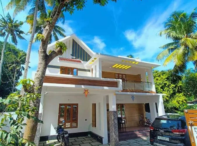 Adam Villa Homestay Varkala