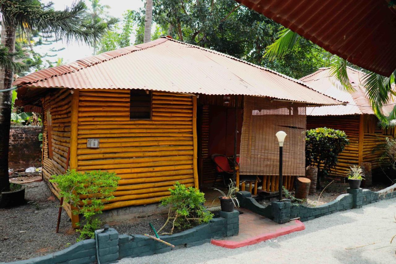 Kerala Bamboo House Hotel Varkala