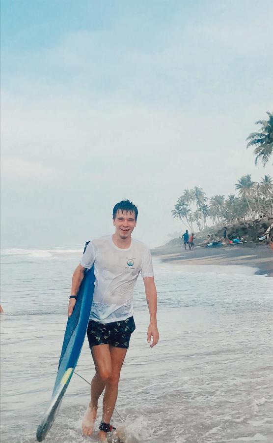 Homestay Goofy Foot Surf Shack *