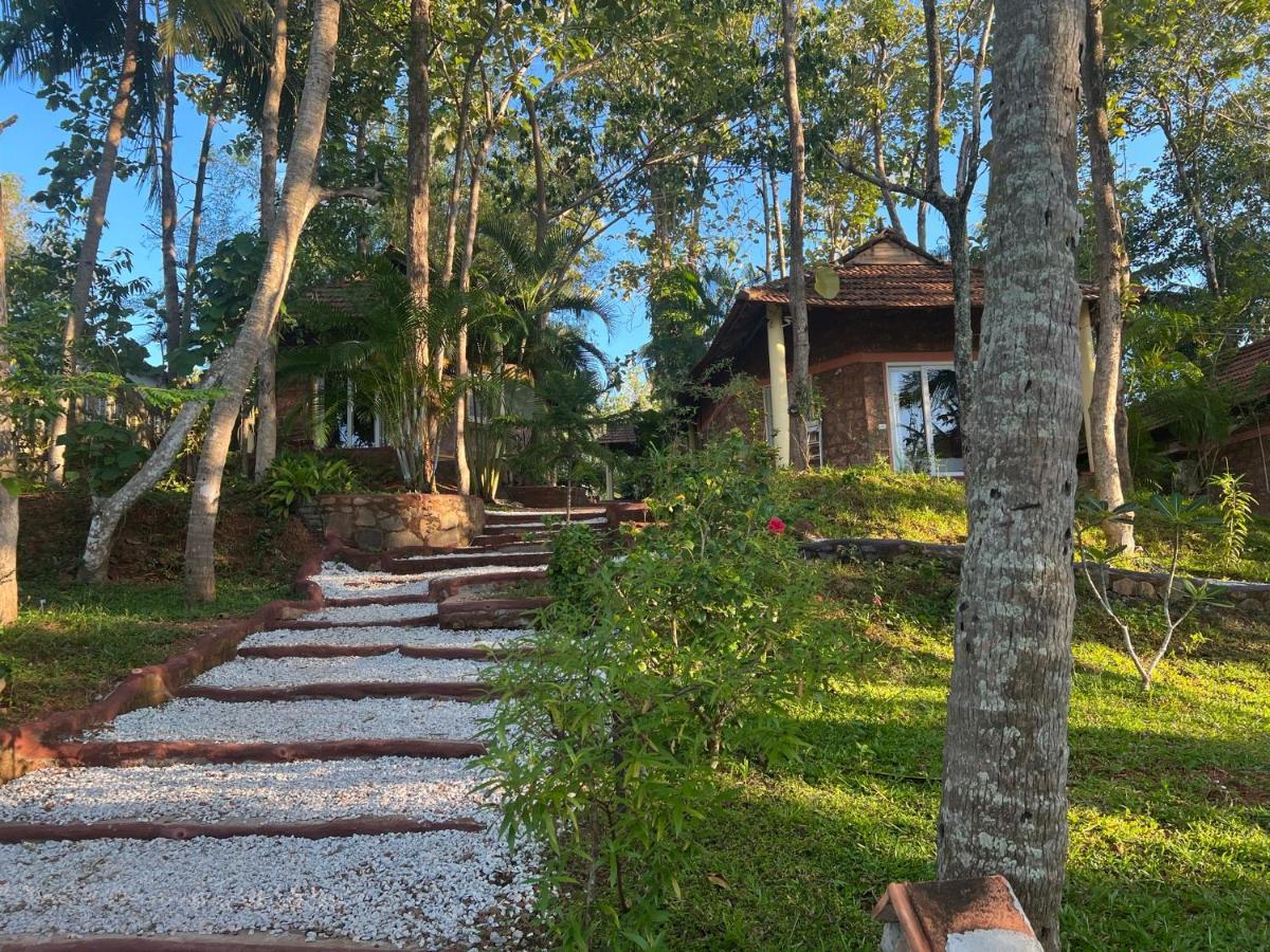 Hotel Vishram Village Varkala