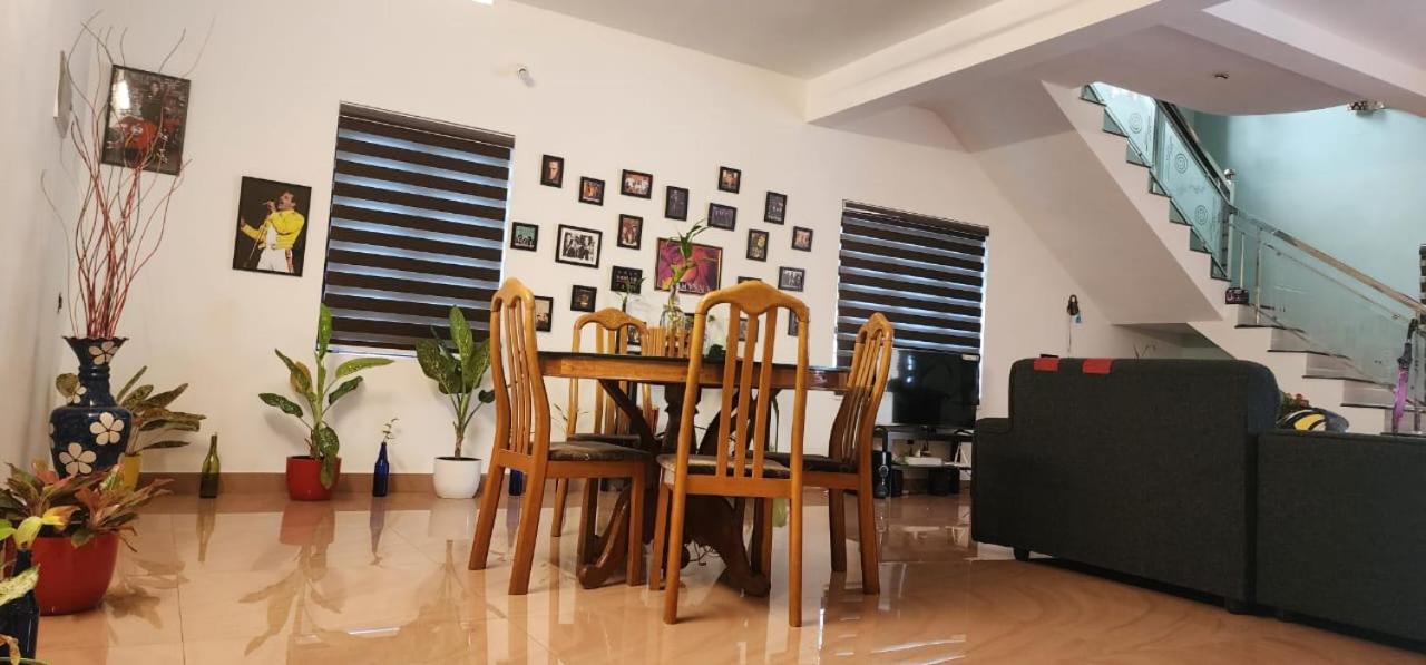 Adam Homestay