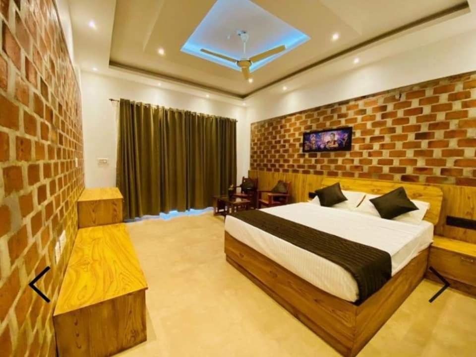 Resort Ashokam