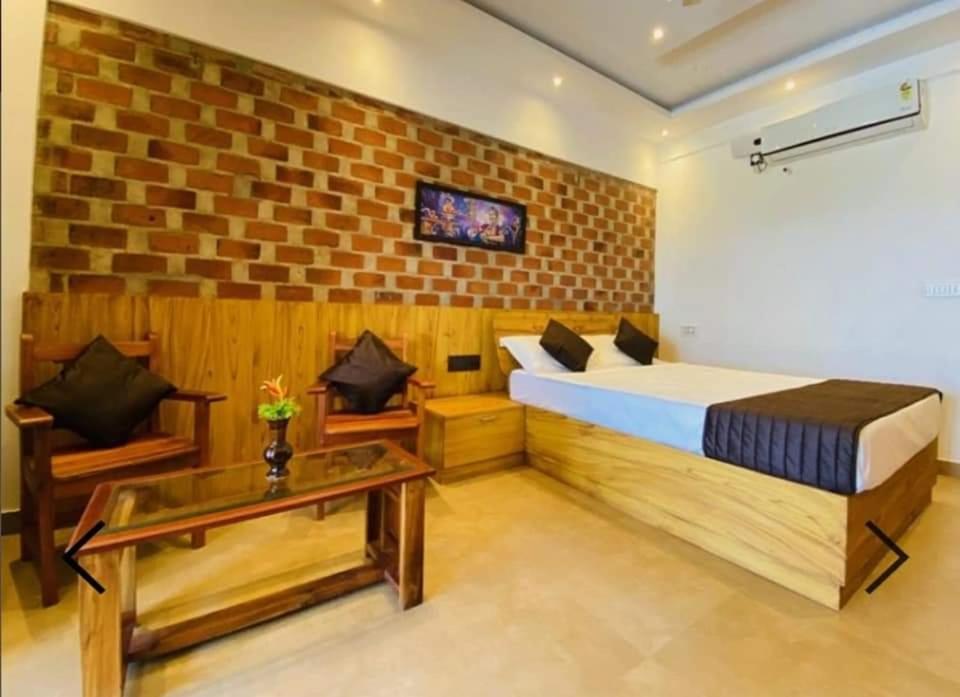 Resort Ashokam